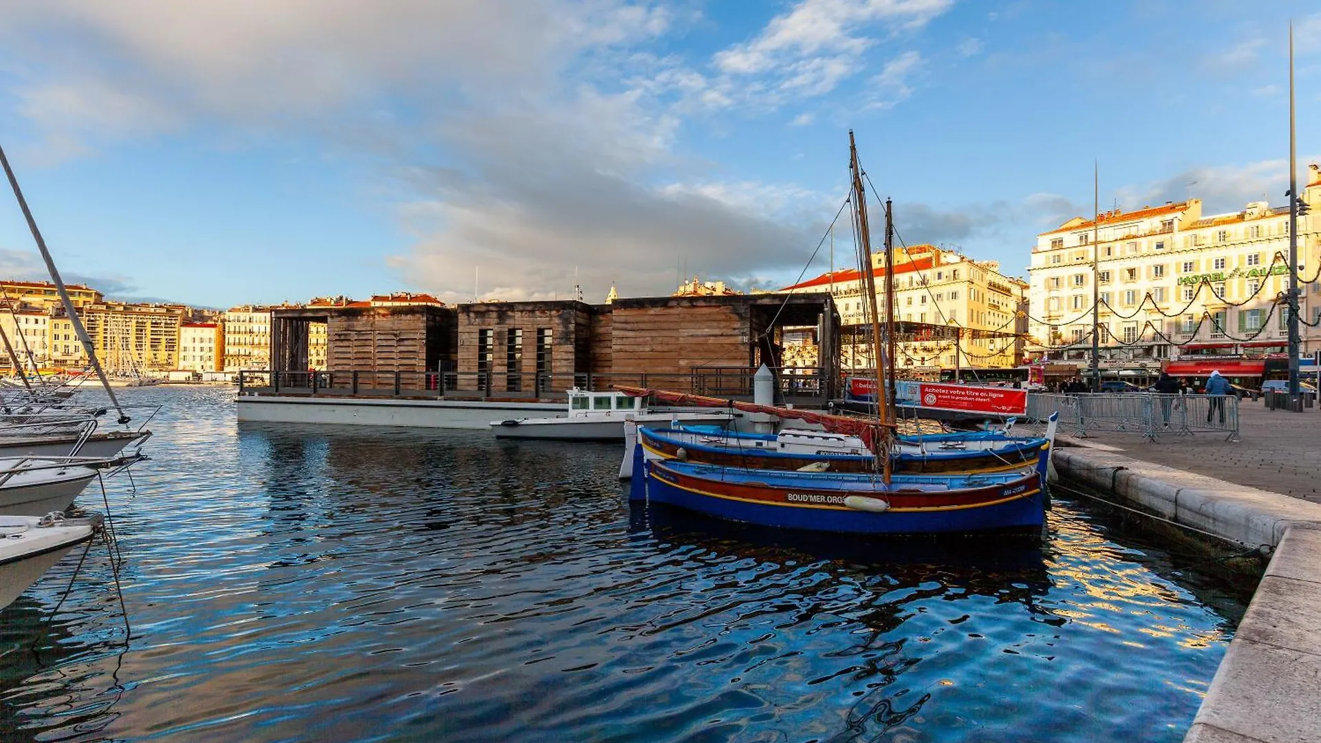 Les Mats Du Port - Appt Climatise Apartment Marseille